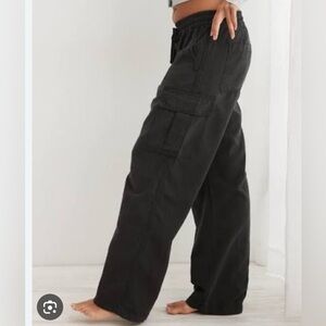 Aerie Village Cargo pants (charcoal)